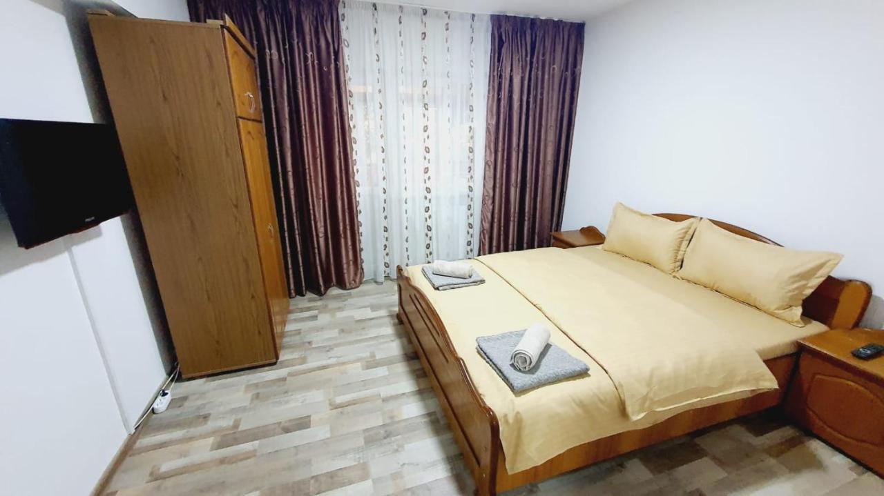 Appartamento Apartament Radoi Drobeta Turnu Severin Esterno foto